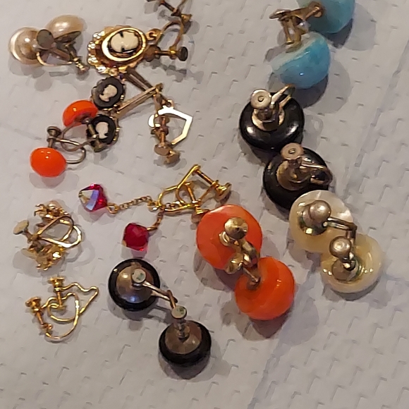 FINAL PRICE🔥12pc bundle Earrings💙 Screw back🌹 - Picture 11 of 12